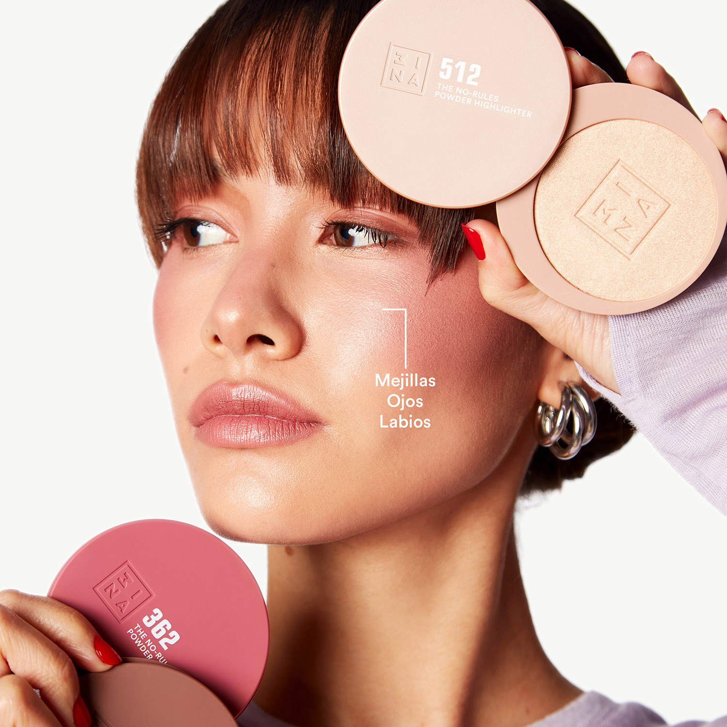THE NO-RULES POWDER HIGHLIGHTER (POLVO ILUMINADOR PARA ROSTRO)